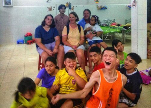 Hoi An Helping Hand Food Trail With Visiting Hoi An Orphanage (8.00; 15.00)