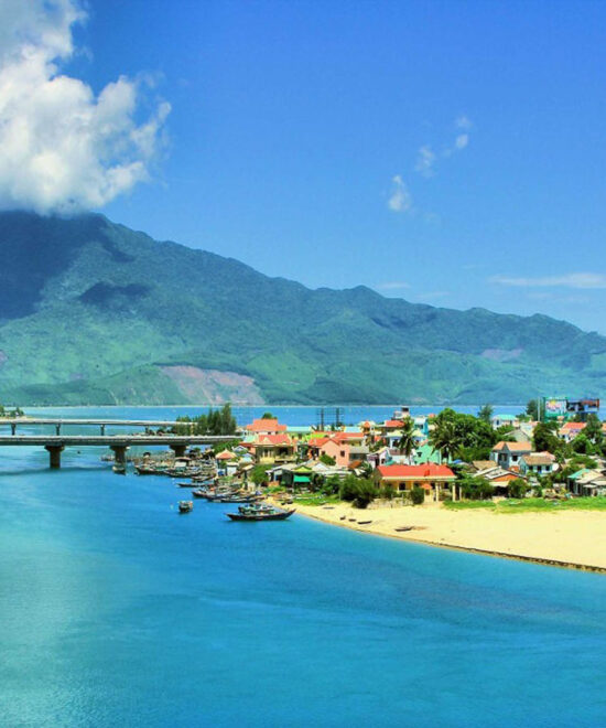 Hue Premier Group Tour From Hoi An/ Da nang (Small group size)